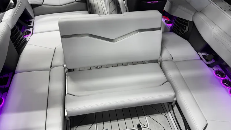 Slide: The Image of Nautique Super Air Nautique G23 2026 - 25