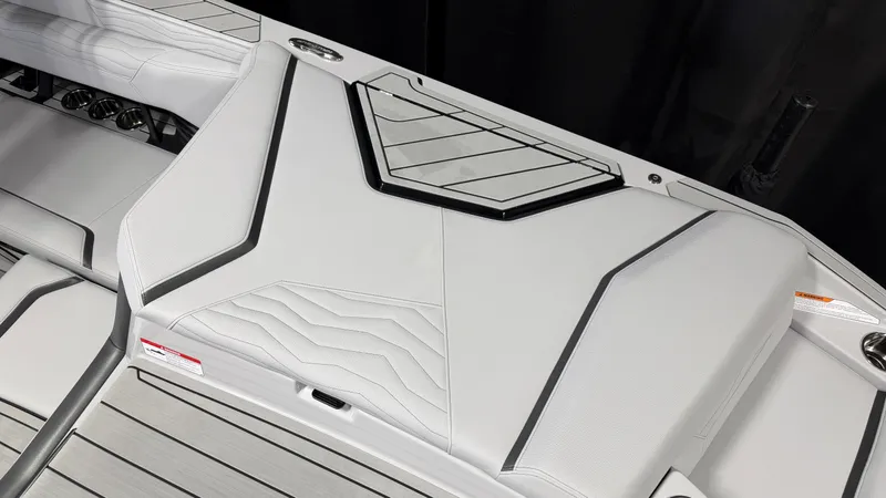 Slide: The Image of Nautique Super Air Nautique G23 2026 - 17