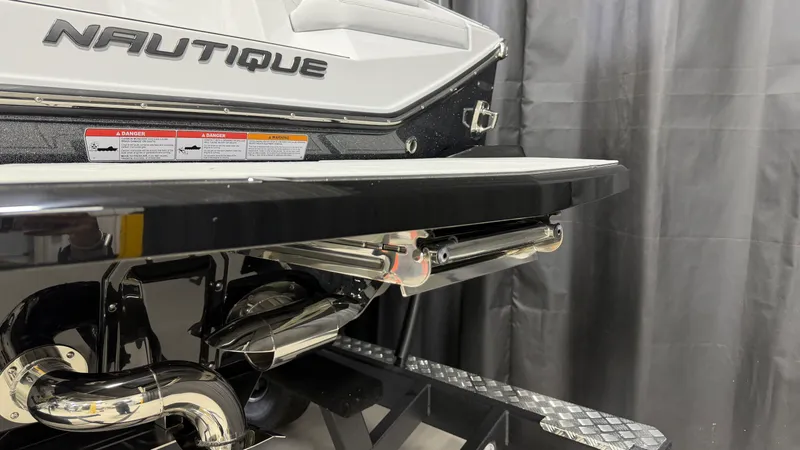 Slide: The Image of Nautique Super Air Nautique G23 2026 - 10