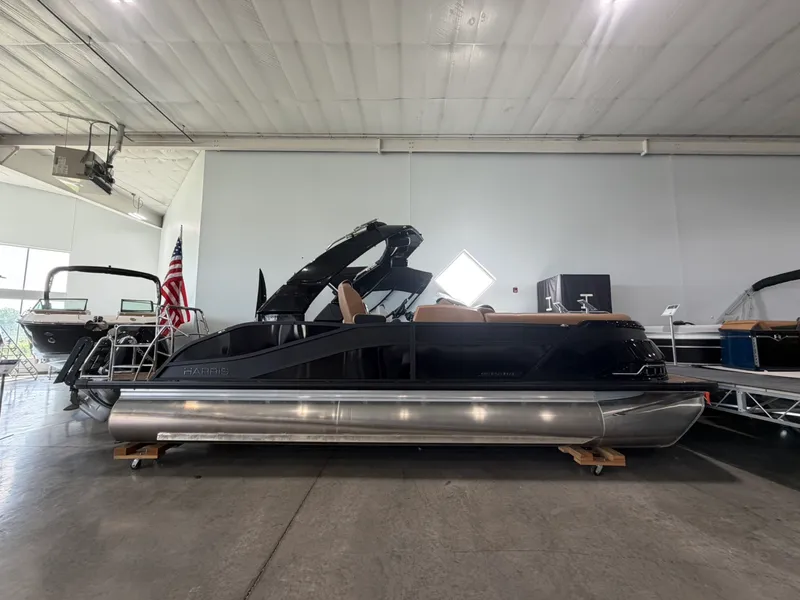 The Image of Harris 230 Grand Mariner 2026 - 0