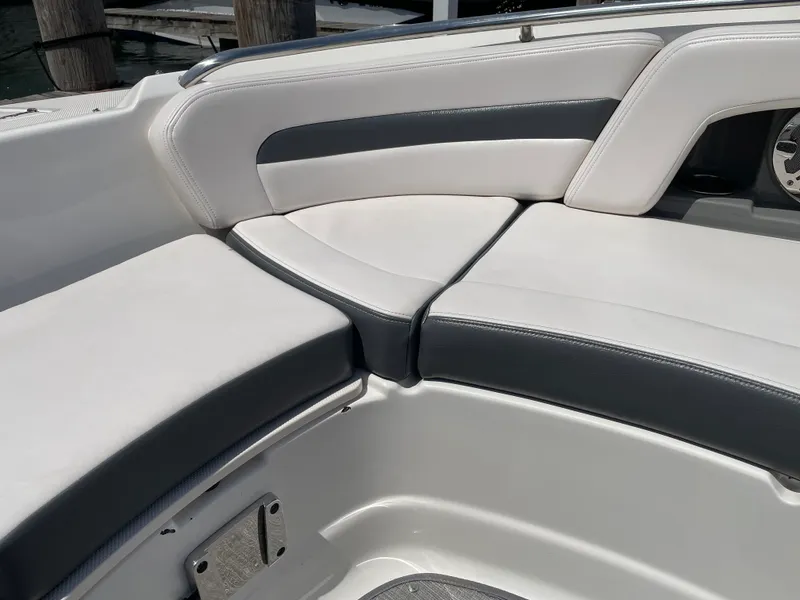Slide: The Image of Chaparral 264 SUNSETA 2016 - 9