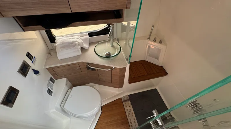 Slide: The Image of Boston Whaler 365 Conquest 2025 - 61