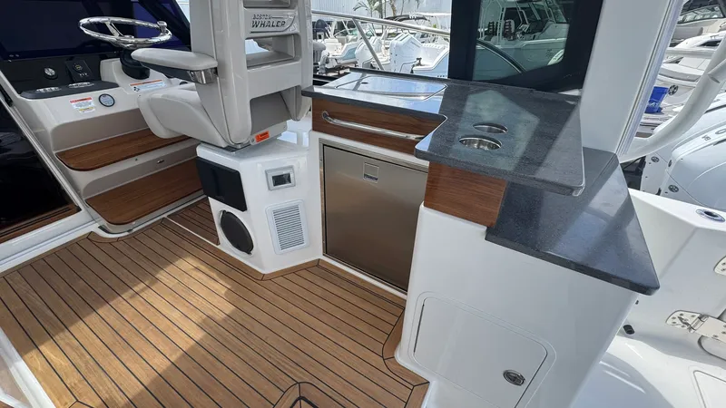 Slide: The Image of Boston Whaler 365 Conquest 2025 - 17