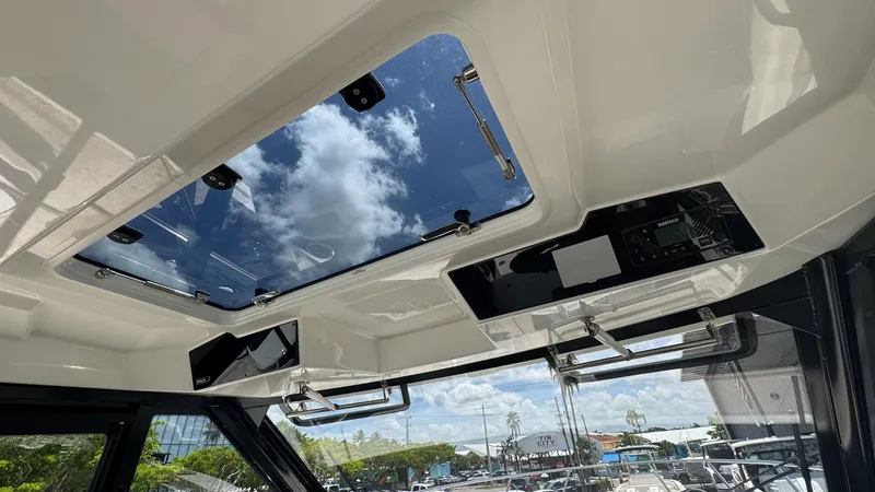 Slide: The Image of Boston Whaler 365 Conquest 2025 - 43