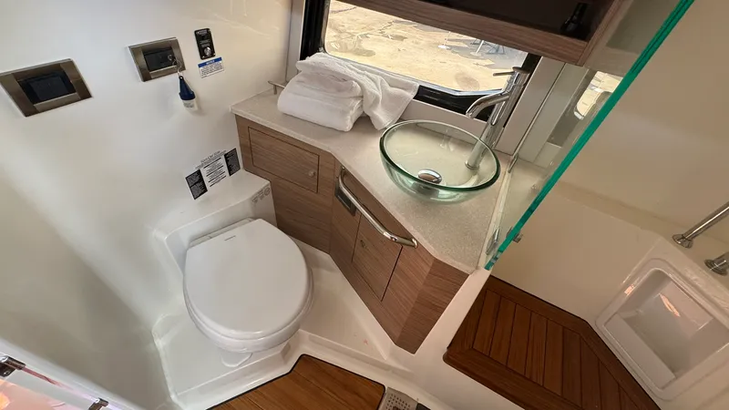 Slide: The Image of Boston Whaler 365 Conquest 2025 - 62
