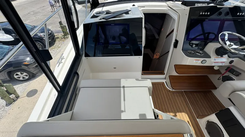 Slide: The Image of Boston Whaler 365 Conquest 2025 - 36
