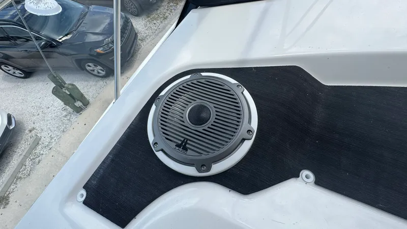 Slide: The Image of Boston Whaler 365 Conquest 2025 - 46