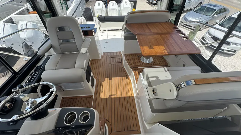 Slide: The Image of Boston Whaler 365 Conquest 2025 - 31