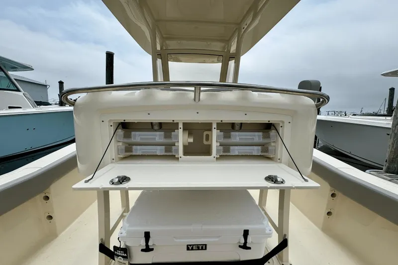 Slide: The Image of Scout 240 XSF 2025 - 19