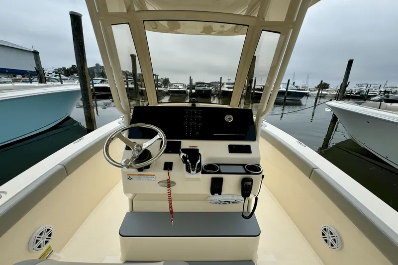 Slide: The Image of Scout 240 XSF 2025 - 23