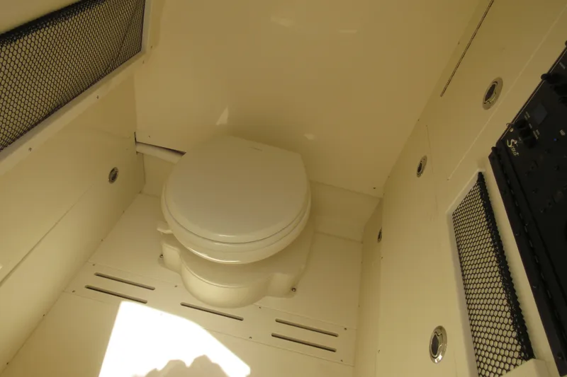 Slide: The Image of Scout 240 XSF 2025 - 43