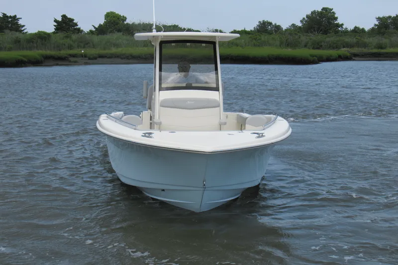 Slide: The Image of Scout 240 XSF 2025 - 6