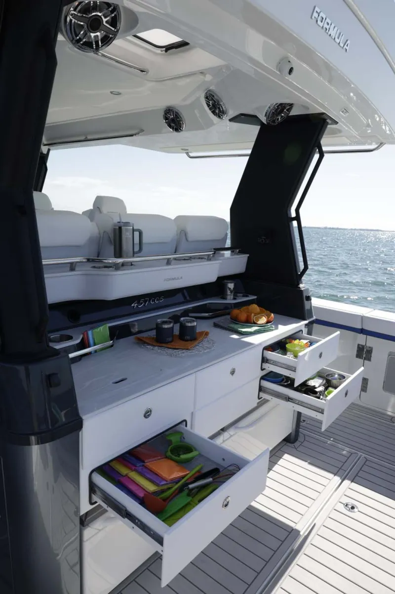 Slide: The Image of Formula 457 Center Console Fish 2027 - 14