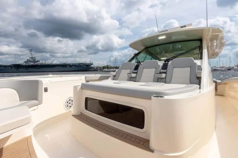 Slide: The Image of Scout 530 LXF 2027 - 17