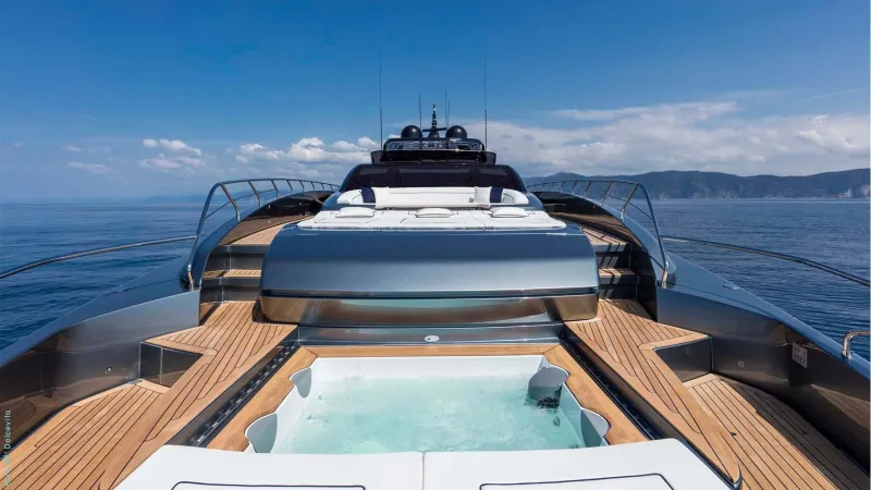 Slide: The Image of Riva 110' Dolcevita 2027 - 2
