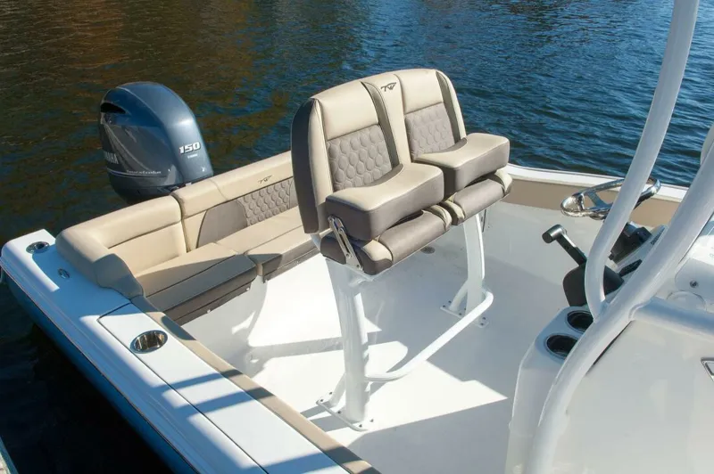 Slide: The Image of Tidewater 210 LXF 2027 - 4