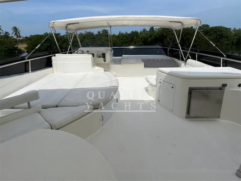 Slide: The Image of Ferretti 760 2004 - 2
