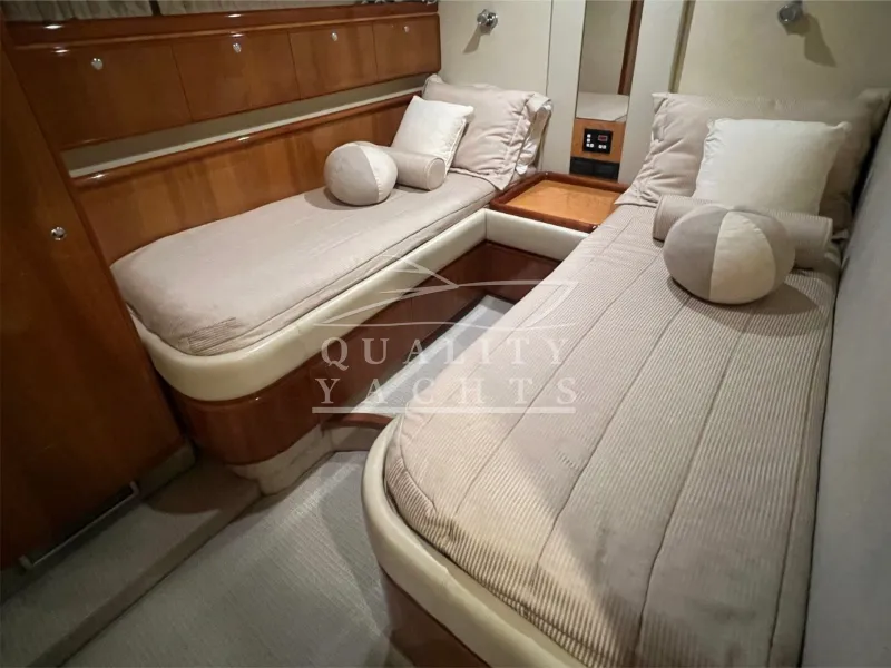 Slide: The Image of Ferretti 760 2004 - 16