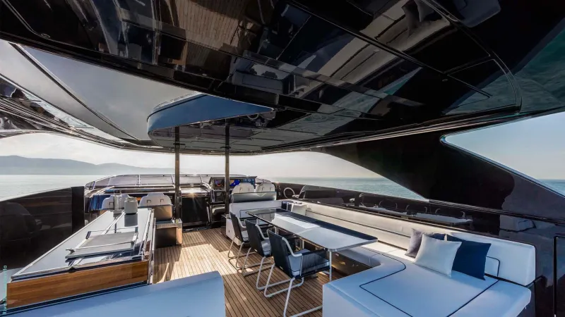 Slide: The Image of Riva 110' Dolcevita 2027 - 3