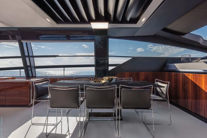 Slide: The Image of Riva 88' Folgore 2027 - 16