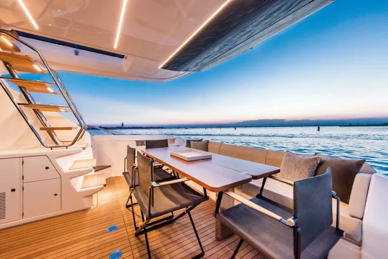 Slide: The Image of Ferretti 670 2027 - 3