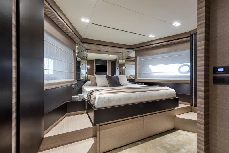 Slide: The Image of Ferretti 670 2027 - 13