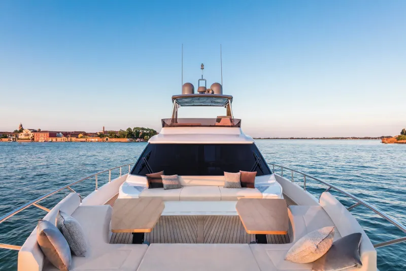 Slide: The Image of Ferretti 670 2027 - 2
