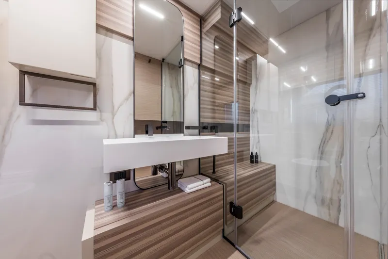 Slide: The Image of Ferretti 670 2027 - 11