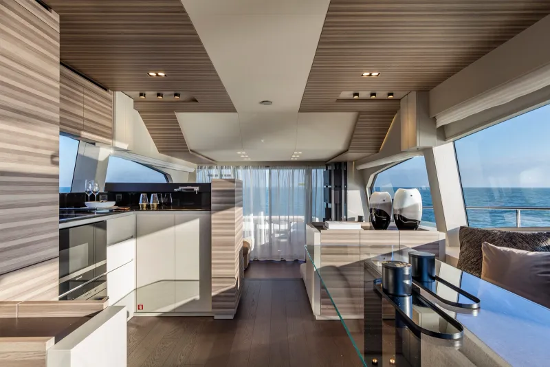 Slide: The Image of Ferretti 670 2027 - 8