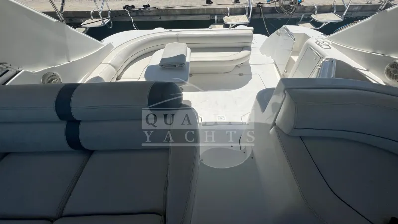 Slide: The Image of Cruisers Yachts 38.7 2001 - 6