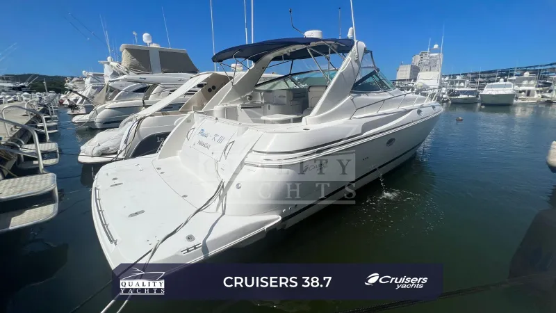 Slide: The Image of Cruisers Yachts 38.7 2001 - 0