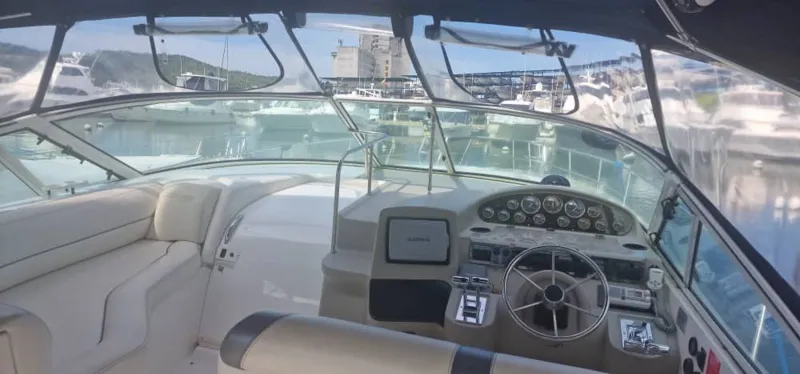 Slide: The Image of Cruisers Yachts 38.7 2001 - 18