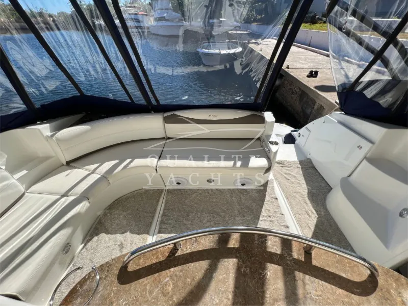 Slide: The Image of Cruisers Yachts 390 2008 - 12