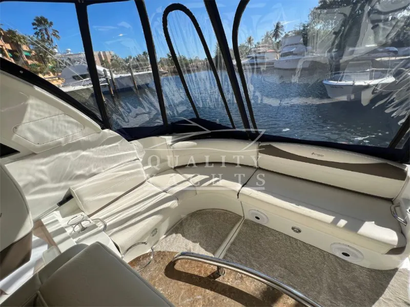 Slide: The Image of Cruisers Yachts 390 2008 - 13