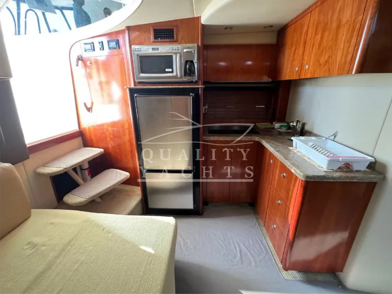 Slide: The Image of Cruisers Yachts 390 2008 - 5