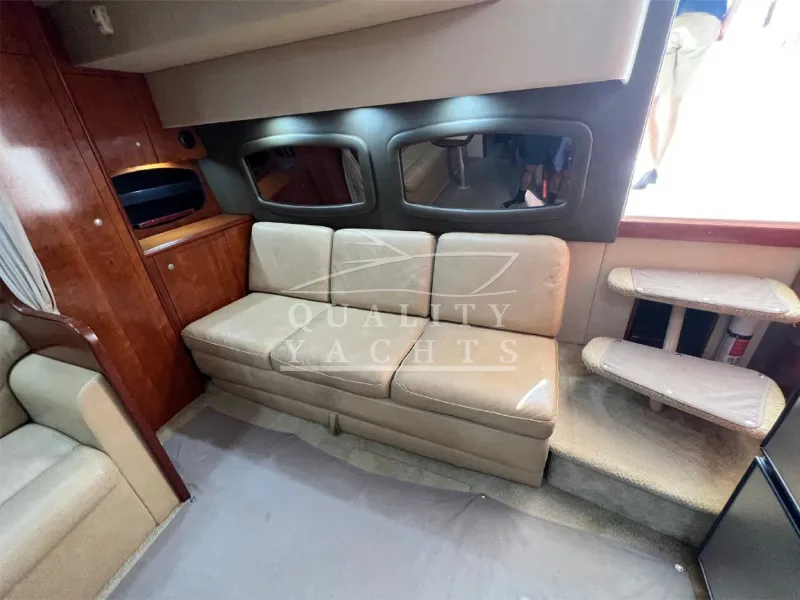 Slide: The Image of Cruisers Yachts 390 2008 - 15