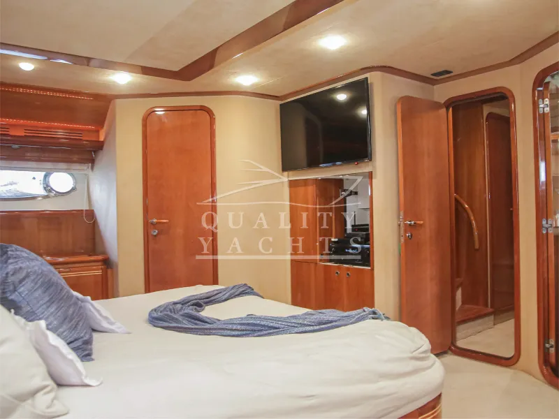 Slide: The Image of Ferretti 81 2003 - 16