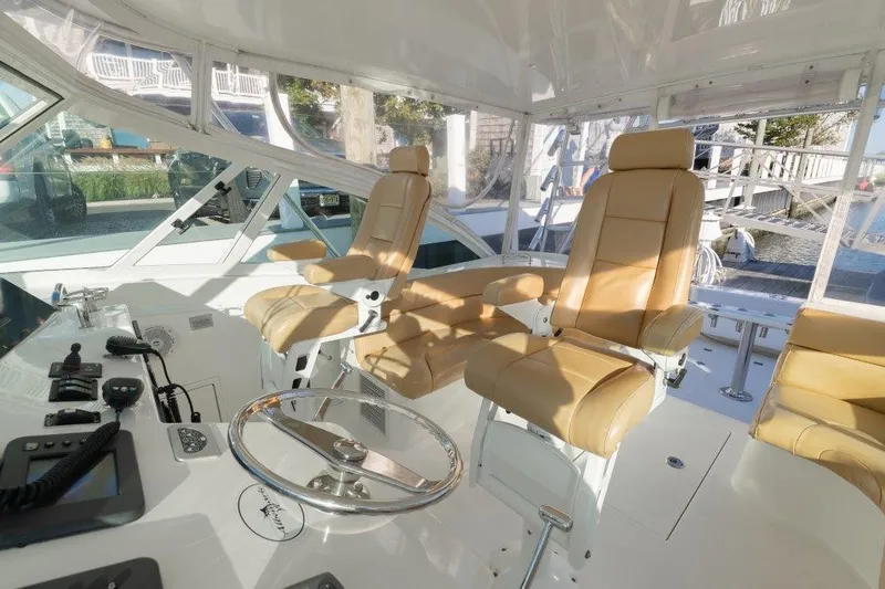 Slide: The Image of Albemarle 41 Express 2012 - 19