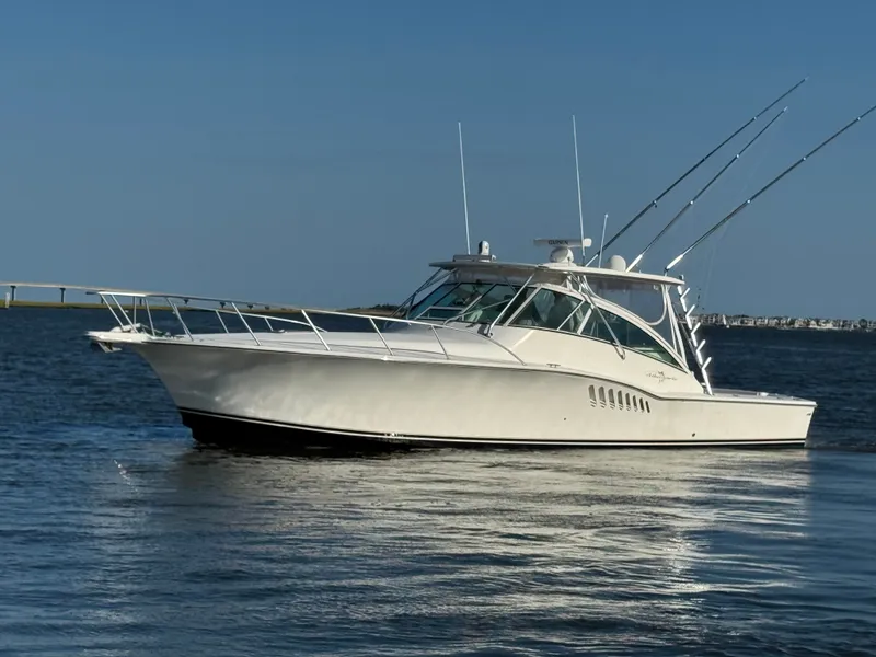 Slide: The Image of Albemarle 41 Express 2012 - 31
