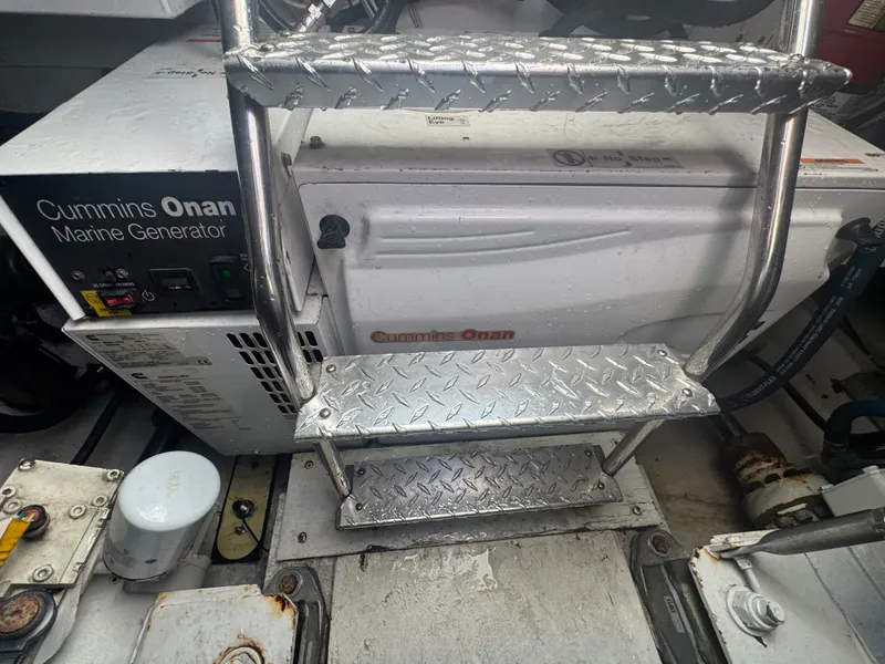 Slide: The Image of Albemarle 41 Express 2012 - 42