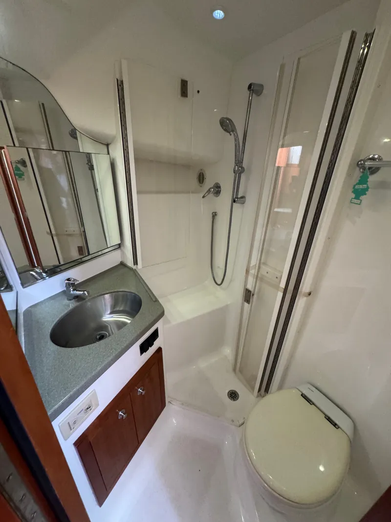 Slide: The Image of Albemarle 41 Express 2012 - 39