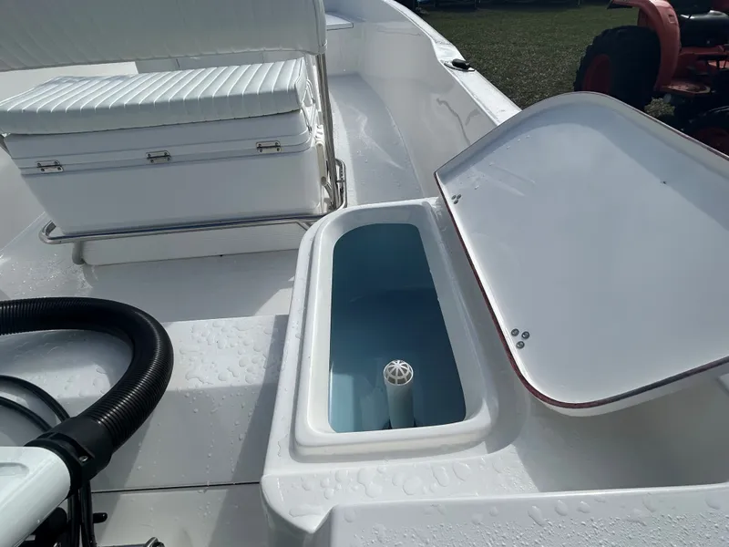 Slide: The Image of Salty Boats Palmetto Bay 1701CC 2026 - 1