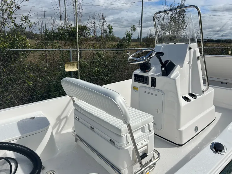 Slide: The Image of Salty Boats Palmetto Bay 1701CC 2026 - 9