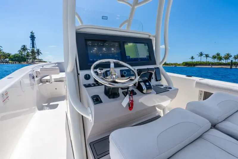Slide: The Image of Sea Born LX27 Center Console 2027 - 24