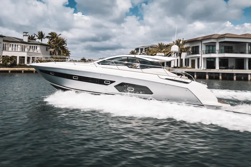 Slide: The Image of Azimut ATLANTIS 43 2019 - 2