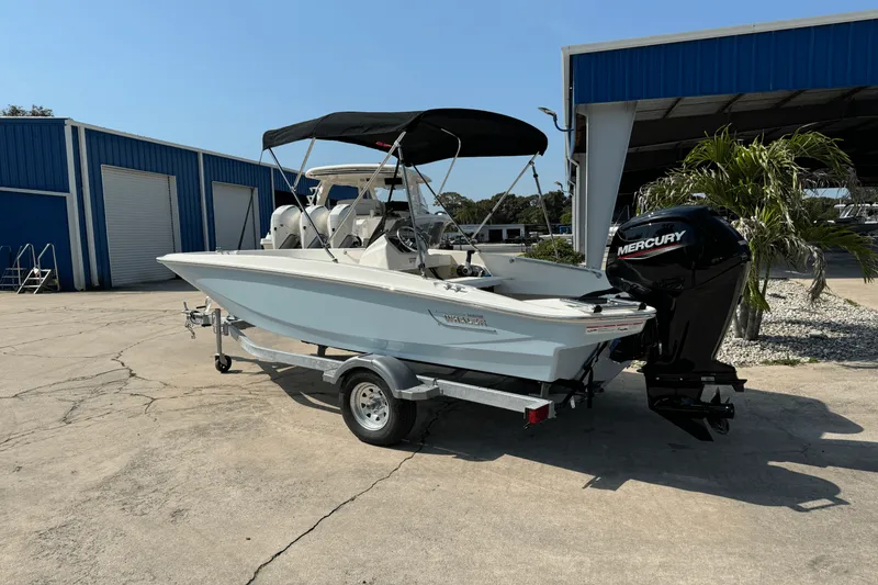 Slide: The Image of Boston Whaler 160 Super Sport 2025 - 2