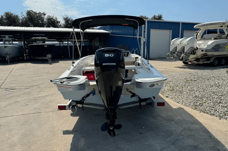 Slide: The Image of Boston Whaler 160 Super Sport 2025 - 3