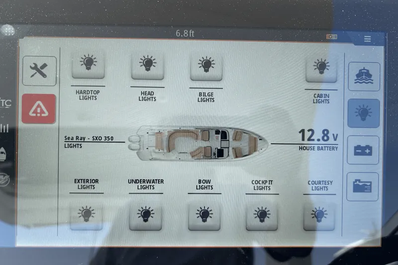 Slide: The Image of Sea Ray SLX 350 Outboard 2025 - 29