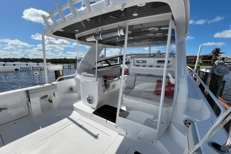 Slide: The Image of Intrepid 438 EVOLUTION 2021 - 36