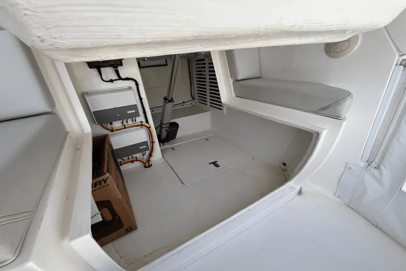 Slide: The Image of Intrepid 438 EVOLUTION 2021 - 43